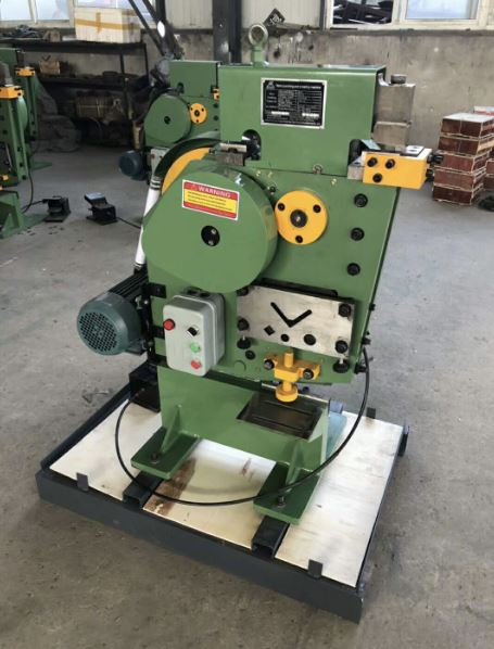 QA32-8 Metal Punching And Shearing Machine